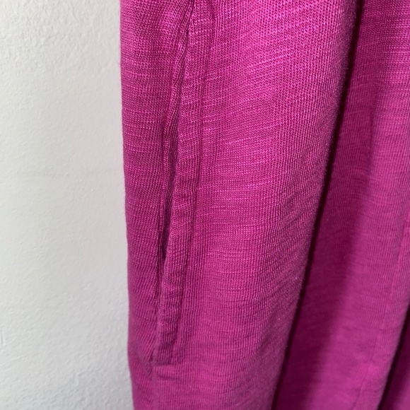 J. Jill Fuchsia Cotton/Modal Blend Sleeveless Dress with pockets - Picture 2 of 7